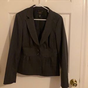 B. Moss Tailor Dark gray pinstripe blazer sz 12